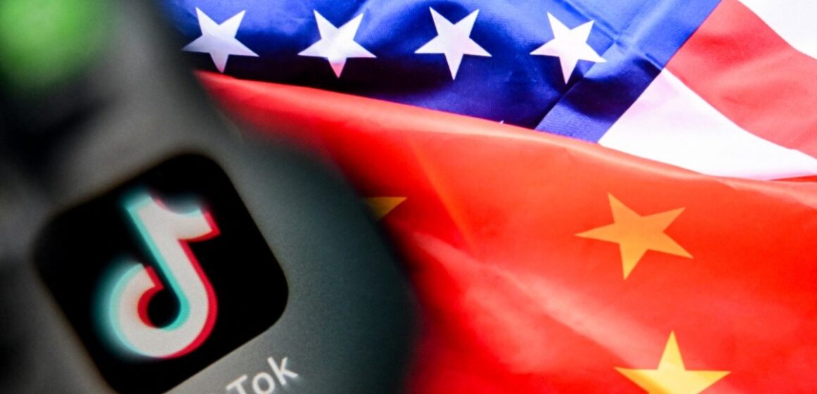 Trump meddelar affärer med Kina för att låta Tiktok fortsätta arbeta i USA

