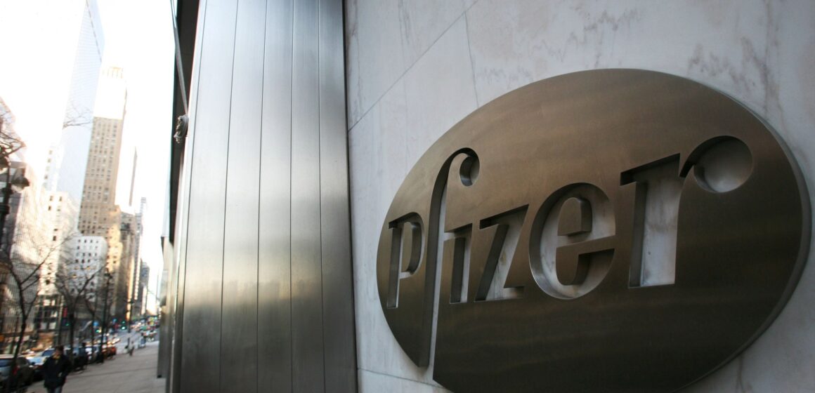 Pfizer strejker hanterar Trump -administrationen för att sänka amerikanska drogpriser

