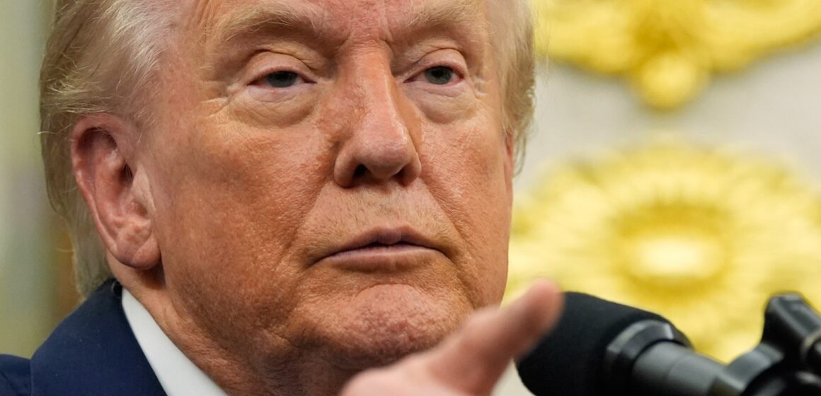 Trump avslöjar receptbelagda läkemedelsavtal med farmaceutisk jätte AstraZeneca

