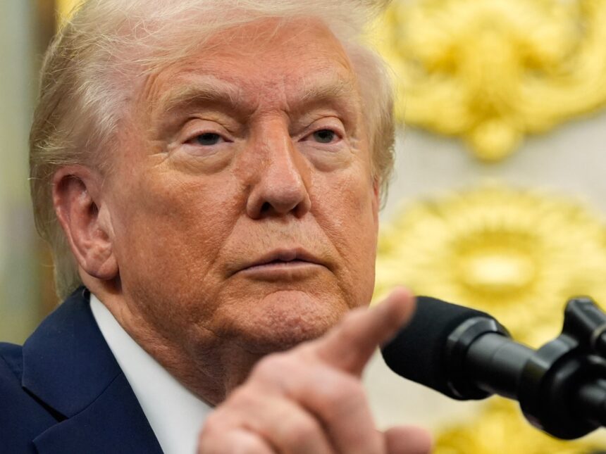 Trump avslöjar receptbelagda läkemedelsavtal med farmaceutisk jätte AstraZeneca

