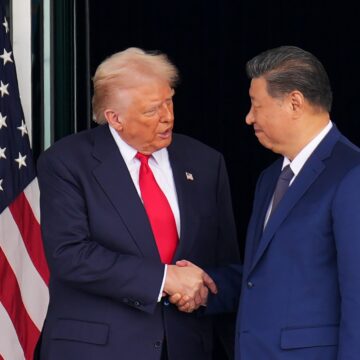 Trump och Xi når ett handelsavtal, vilket minskar spänningarna i den hårda rivaliteten mellan USA och Kina

