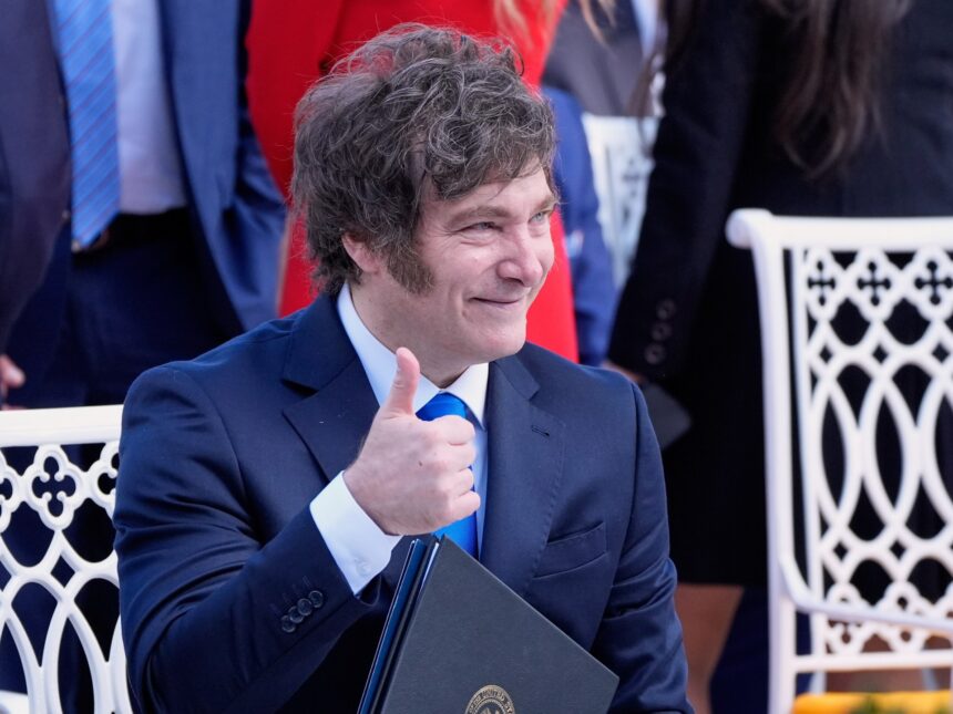Argentinas centralbank säger att den har undertecknat ett valutaswapavtal på 20 miljarder dollar med USA

