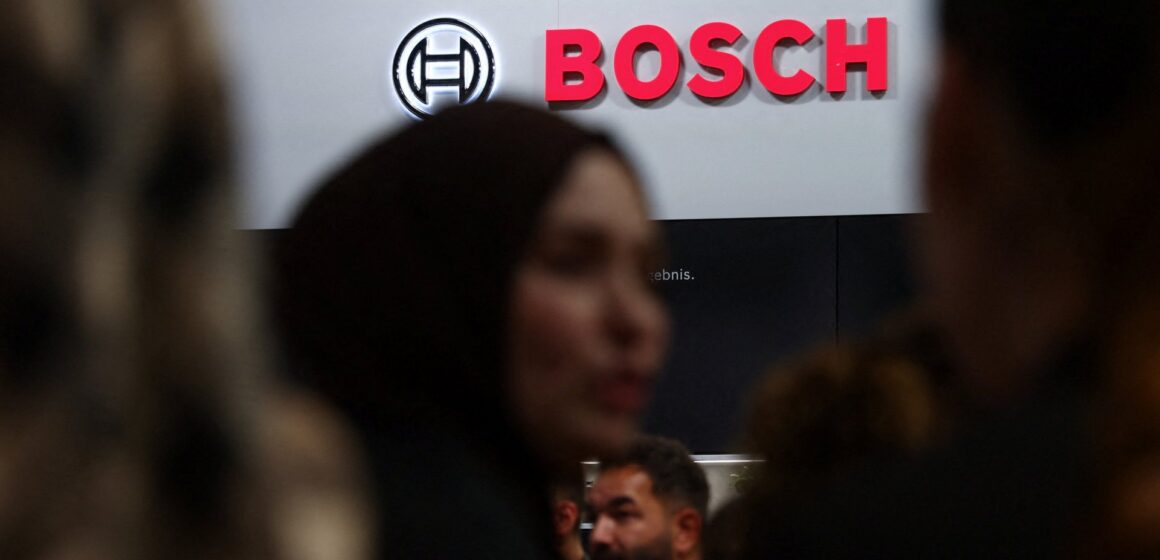 Bosch varnar för att produktionen utsätts för risk när Nexperia-tvisten Bosch varnar för att produktionen utsätts för risk när Nexperia-tvisten drabbar billeverantörer
