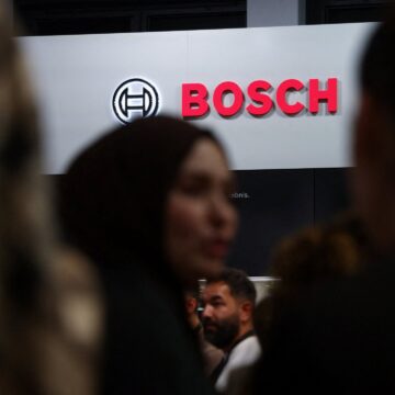 Bosch varnar för att produktionen utsätts för risk när Nexperia-tvisten drabbar billeverantörer

