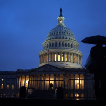Brist på uppgifter om regeringens avstängning suddar USA: s ekonomiinsikter

