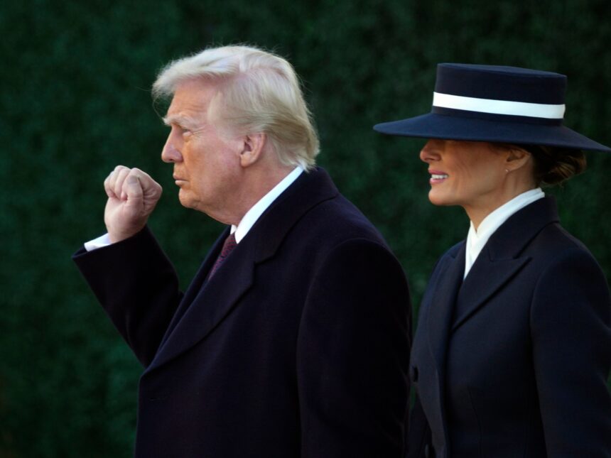 Första stämningen lämnade in utmanande Trumps $ 100.000 H-1B-visumavgift

