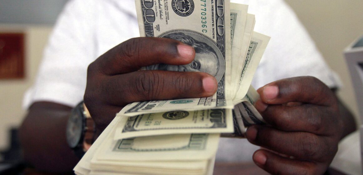 Fyra afrikanska länder togs av den globala "grå listan" över penningtvätt

