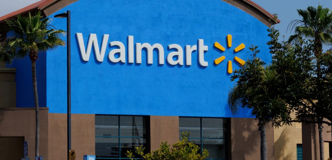 Walmart för att avveckla syntetiska färgämnen i sina amerikanska varumärken för privat etikettmat

