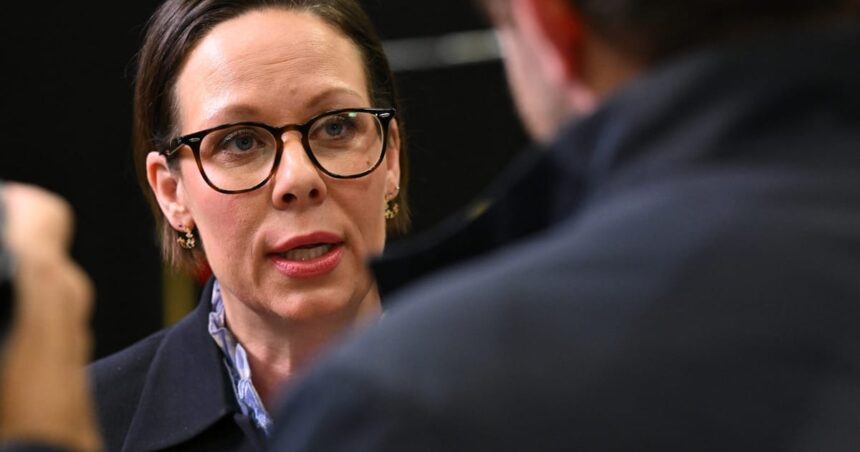 Nordiska länder som betalar mest för Ukraina är inte hållbart, säger den svenska utrikesministern
