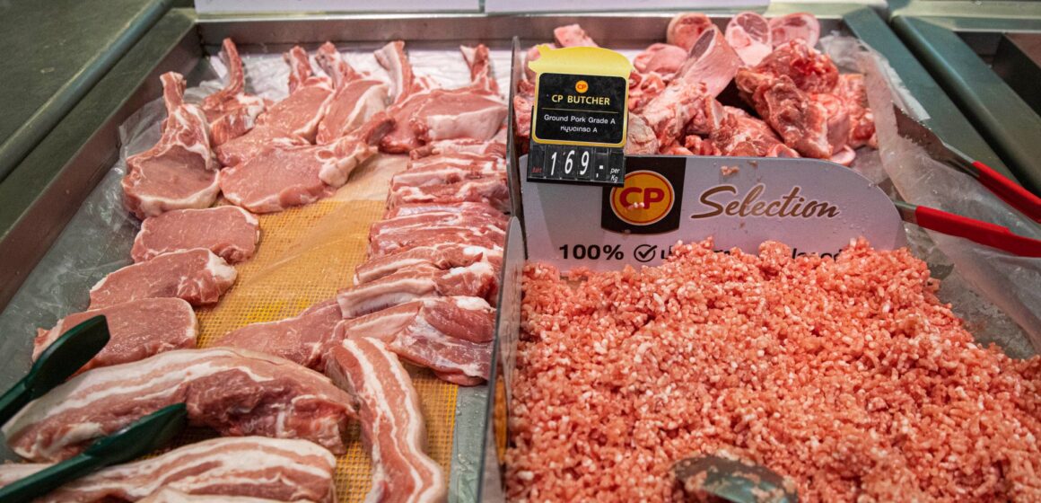 Thailands grisköttsindustri fruktar inflödet av billig amerikansk import under Trump

