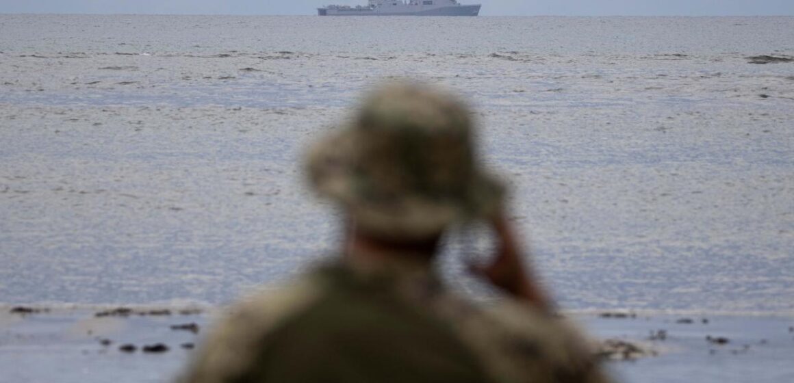 Den urgamla tävlingen mellan land och hav
