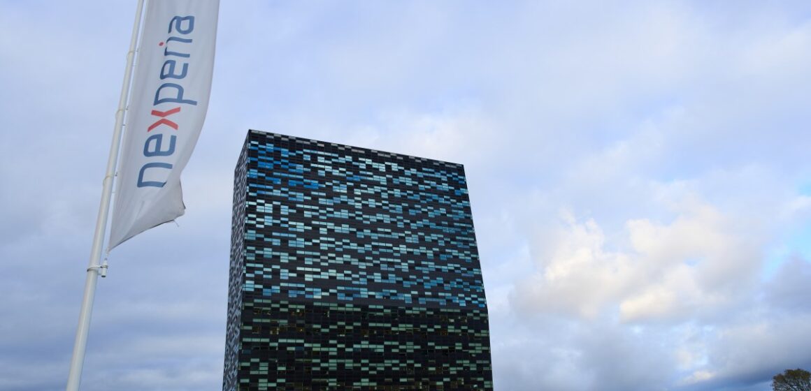 Nederländerna avbryter övertagandet av Nexperia, vilket minskar spänningarna med Kina

