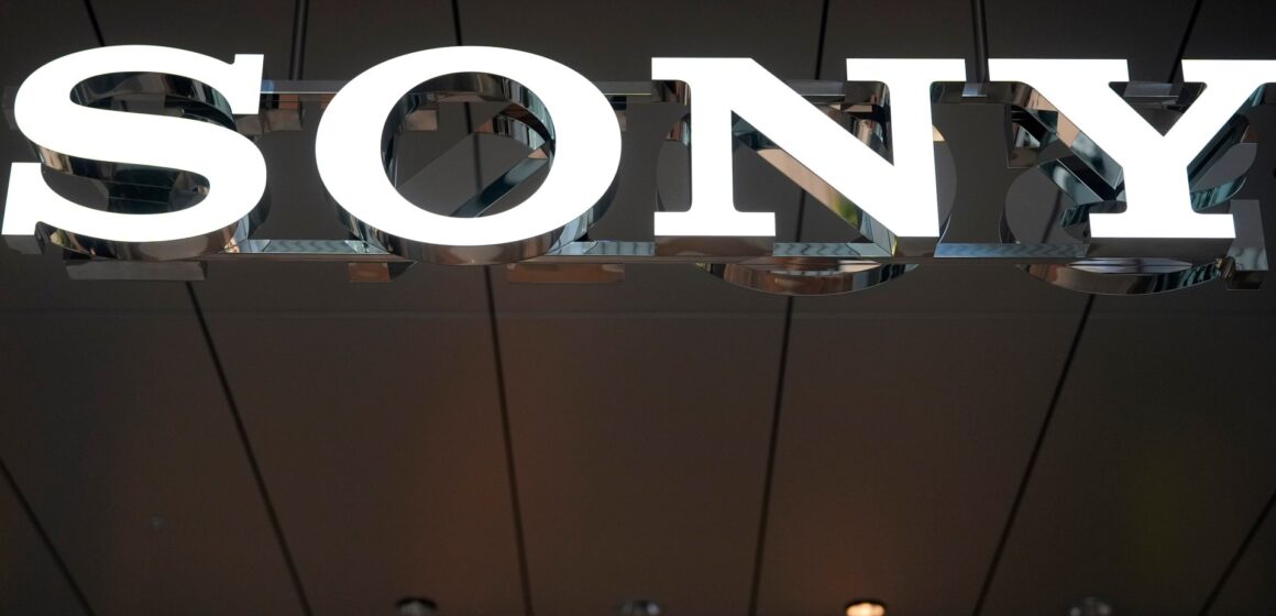 Sony, Warner och Universal undertecknar AI-musiklicensavtal med startup Klay

