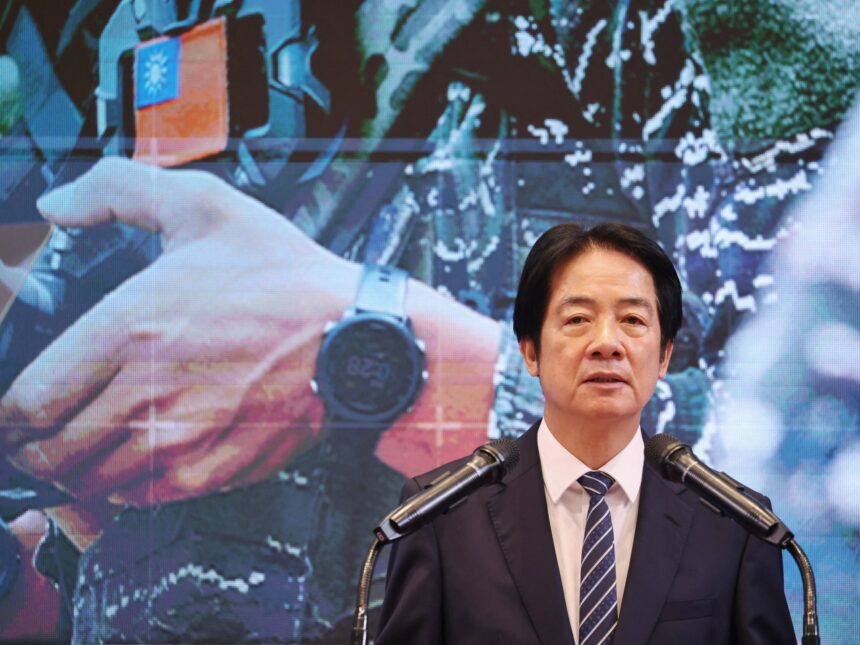 Taiwan presenterar en budget på 40 miljarder dollar för försvarsutgifter Taiwan presenterar en budget på 40 miljarder dollar för försvarsutgifter för att motverka Kina
