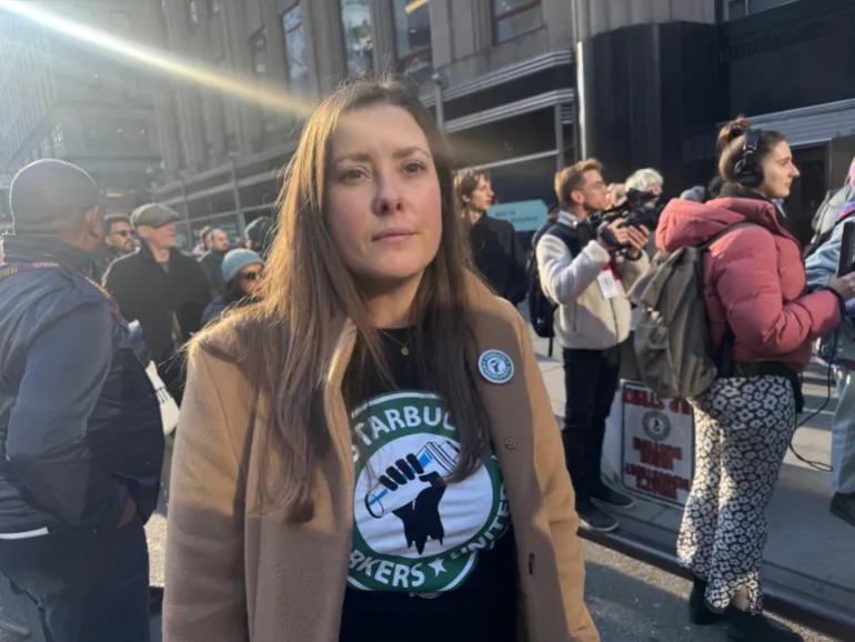 Michelle Eisen, Starbucks Workers Uniteds nationella talesperson har uppmanat Starbucks att lämna tillbaka förhandlingsbordet [Andy Hirschfeld/Bladet]