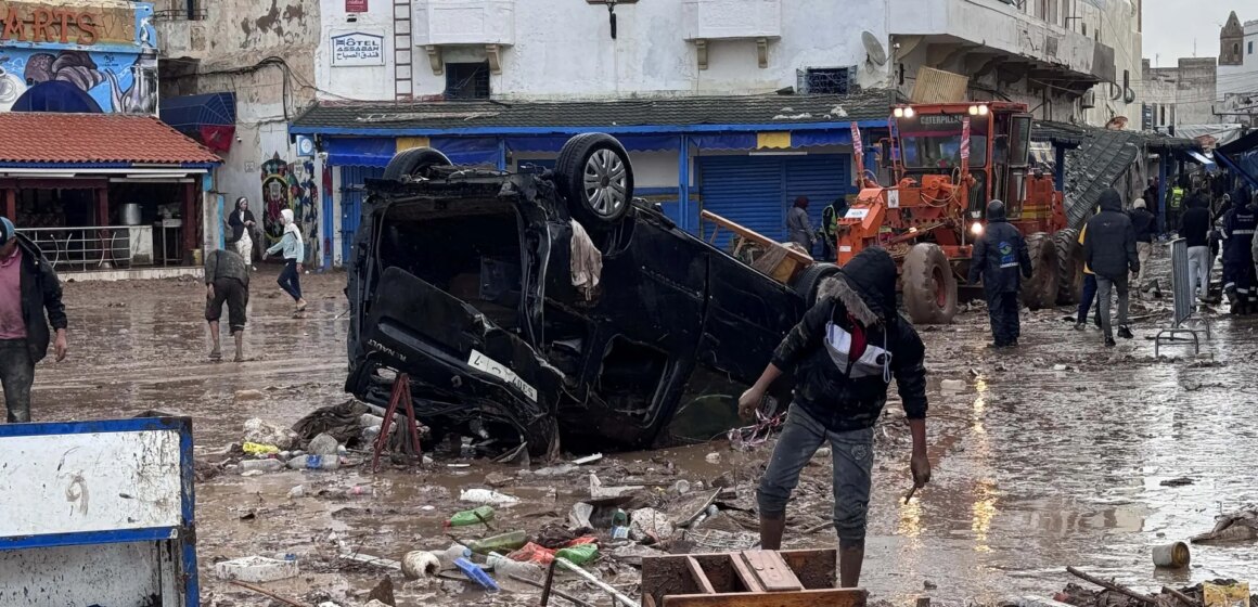 Marocko lanserar rikstäckande nödhjälp efter översvämningar som dödar dussintals

