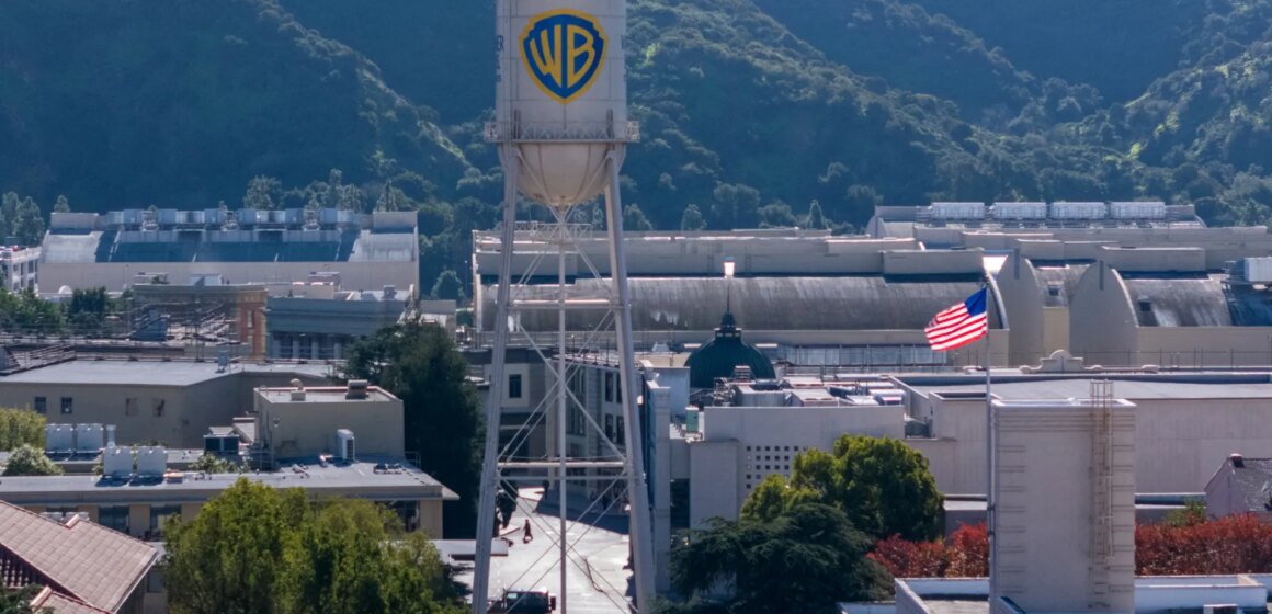 Warner Bros Discovery avvisar Paramounts fientliga uppköpsbud

