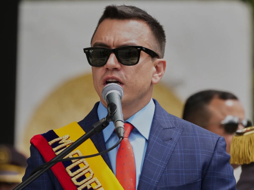 Ecuador tillkännager 30-procentig tull på Colombia för narkotikahandel

