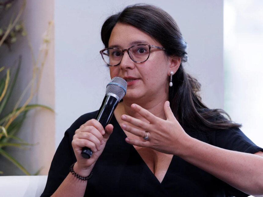 CBS News' Bari Weiss avslöjar en ny strategi mitt i CBS News' Bari Weiss avslöjar en ny strategi mitt i motreaktioner, eftersläpningar i tittarsiffror