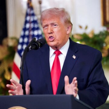 Donald Trump pausar USA:s tullhöjning på möbler och skåp i ett år

