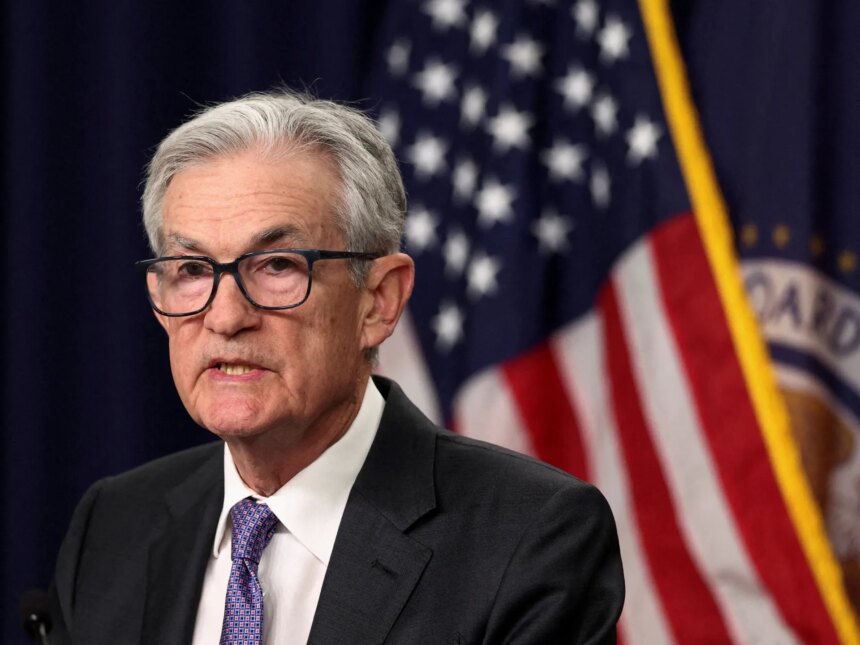 Republikanska lagstiftare bryter sig från USA:s president på grund av Republikanska lagstiftare bryter sig från USA:s president på grund av åtal från Feds ordförande