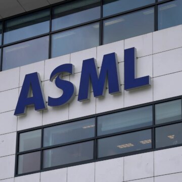 Teknikjätten ASML tillkännager rekordorder i uppsving för AI-boomen

