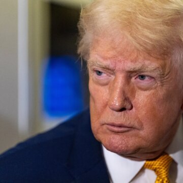 Trump hotar amerikanska försvarsföretag över chefslöner, långsam produktion

