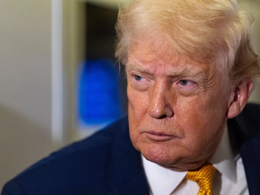 Trump hotar amerikanska försvarsföretag över chefslöner, långsam produktion

