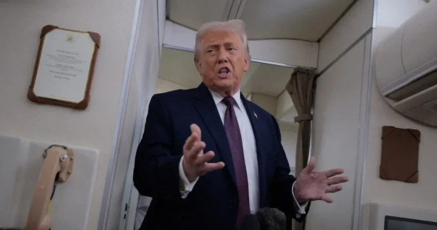 Trump säger att han höjer tullarna på Sydkorea till 25 Trump säger att han höjer tullarna på Sydkorea till 25 %