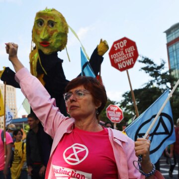 Aktivistgruppen Extinction Rebellion säger att den är under FBI-utredning

