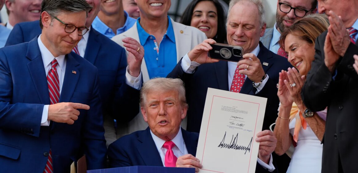 CBO: USA:s federala underskott och skulder kommer att förvärras under nästa decennium

