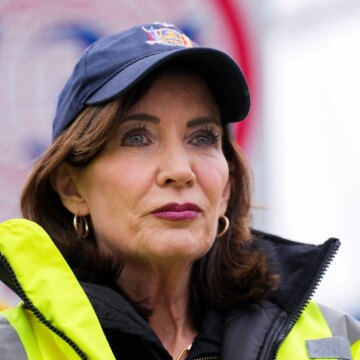 Dragkamp: Demokraterna pressar Trump att frigöra tunnelmedel i New York City

