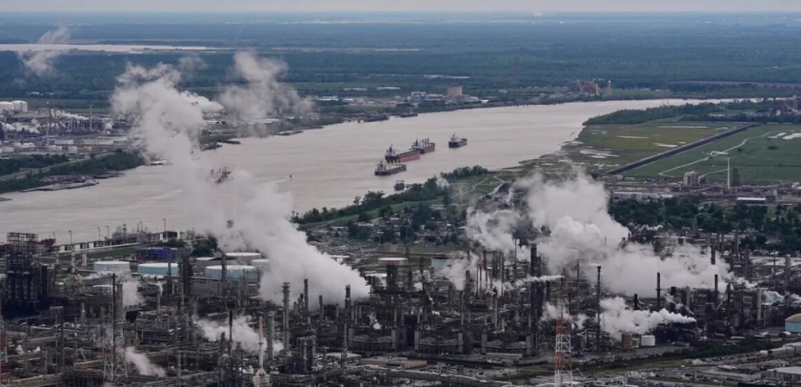 Trump återkallar amerikanska vetenskapliga rön bakom klimatförändringsregler

