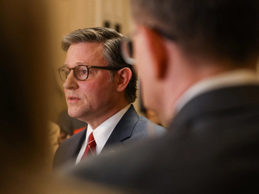 US House godkänner ett utgiftspaket på 1,2 biljoner dollar för att få slut på regeringens nedläggning

