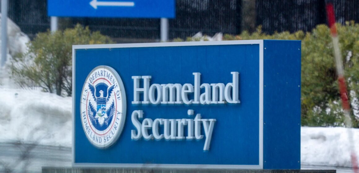 USA:s inrikessäkerhetsdepartements finansieringsförhandlingar stannar

