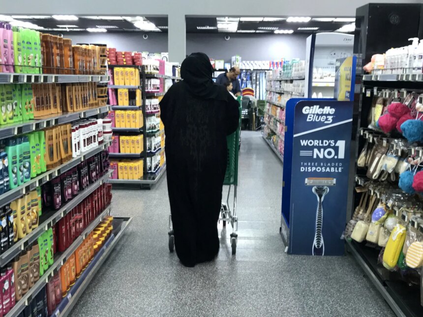 Qatar kan hålla varor flytande under spänningar, säger tullchefen

