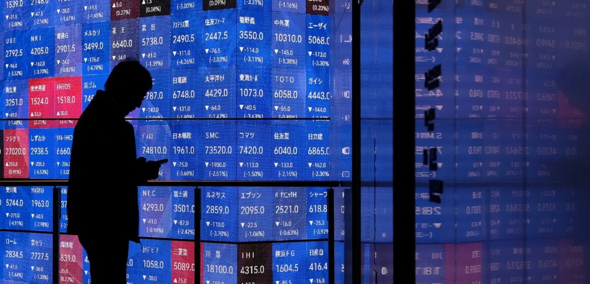 Asiatiska börser faller mitt i Trumps ultimatum om Iran

