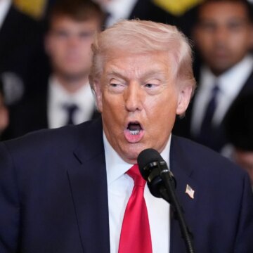 Den amerikanska tullmyndigheten säger att de ännu inte kan ersätta tullkostnaderna

