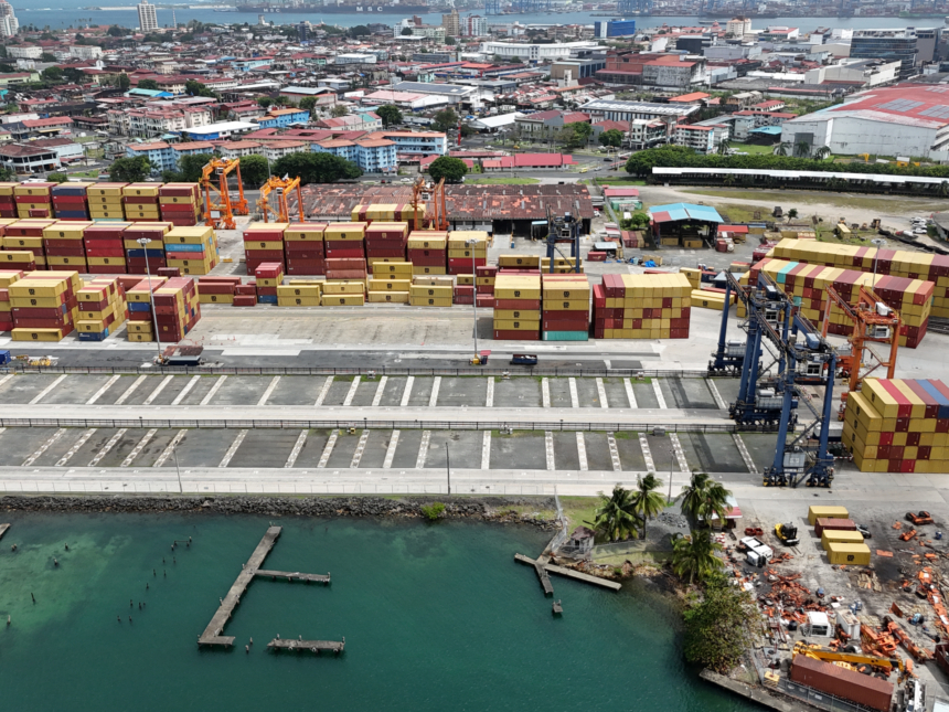 Hongkong-länkat företag avvisar sökning av Panamakanalens hamnkontor Hongkong-länkat företag avvisar sökning av Panamakanalens hamnkontor