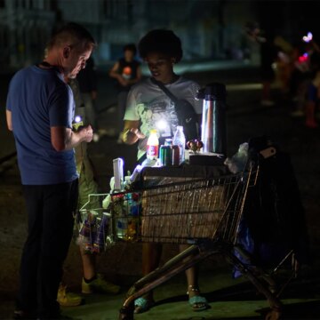 Kuba återställer strömmen efter 29 timmars blackout mitt i USA:s oljeblockad

