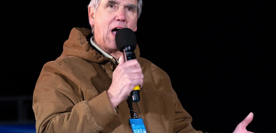 Senatorer föreslår ett förbud mot amerikanska regeringstjänstemän att göra förutspådd marknadshandel

