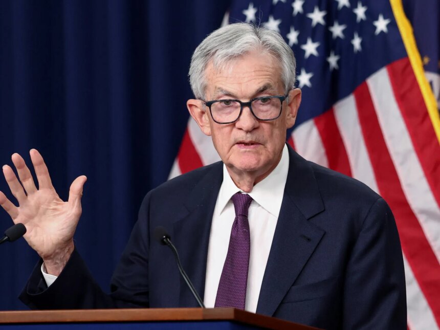 US Fed håller räntorna stabila mitt i ekonomisk osäkerhet, Irankrig

