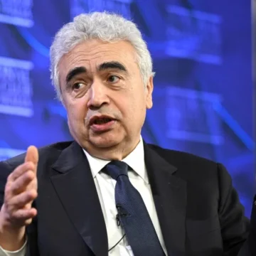 Världen i energikris värre än 1970-talets oljechocker tillsammans, säger IEA:s chef

