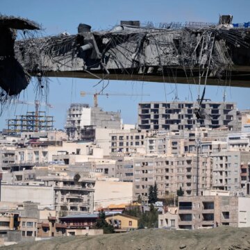 På kartor och foton: Fem iranska civila broar som riskerar att drabbas av amerikanska anfall

