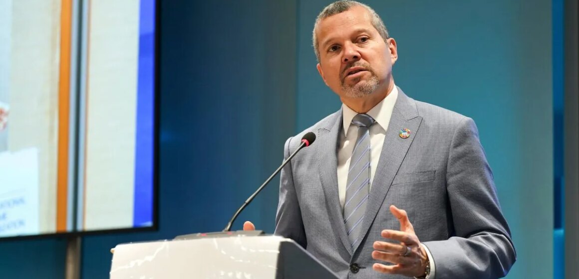 Iran får inte ta ut vägtullar i Hormuzsundet, säger FN:s sjöchef

