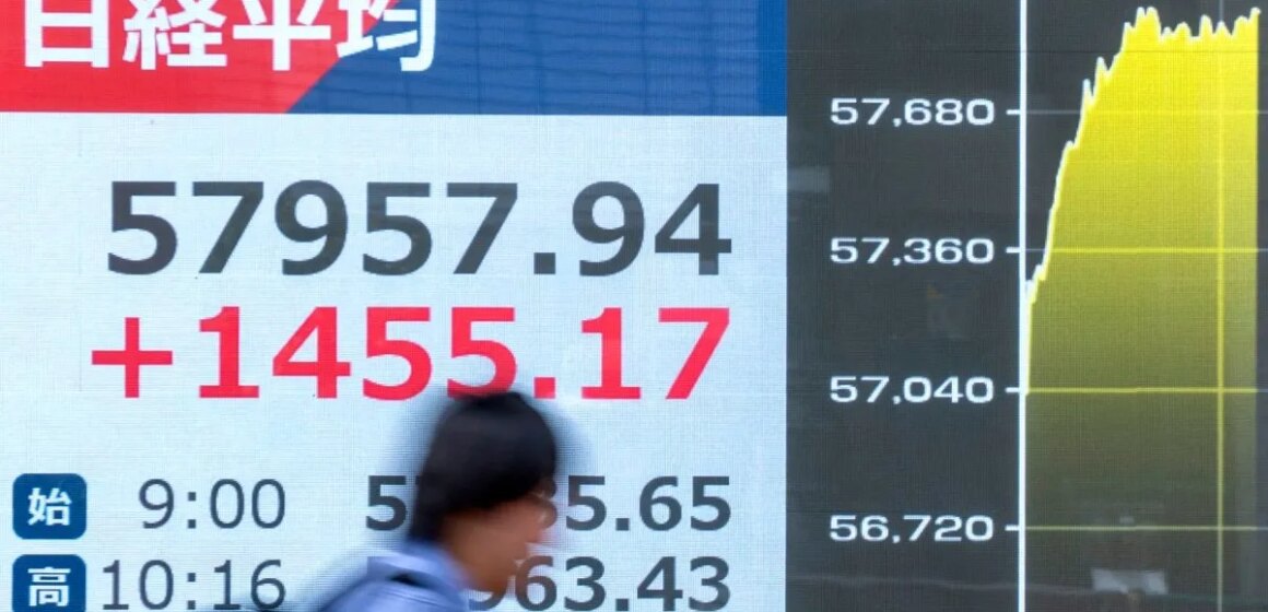 Asiens börser stiger, olja faller på förhoppningar om samtal mellan USA och Iran

