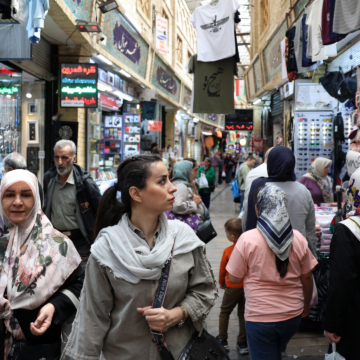 Iran flyttar ekonomiskt fokus till väsentligheter under krigsosäkerhet

