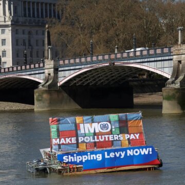 Mäktiga stater försöker sabotera avkarboniseringen av sjöfarten

