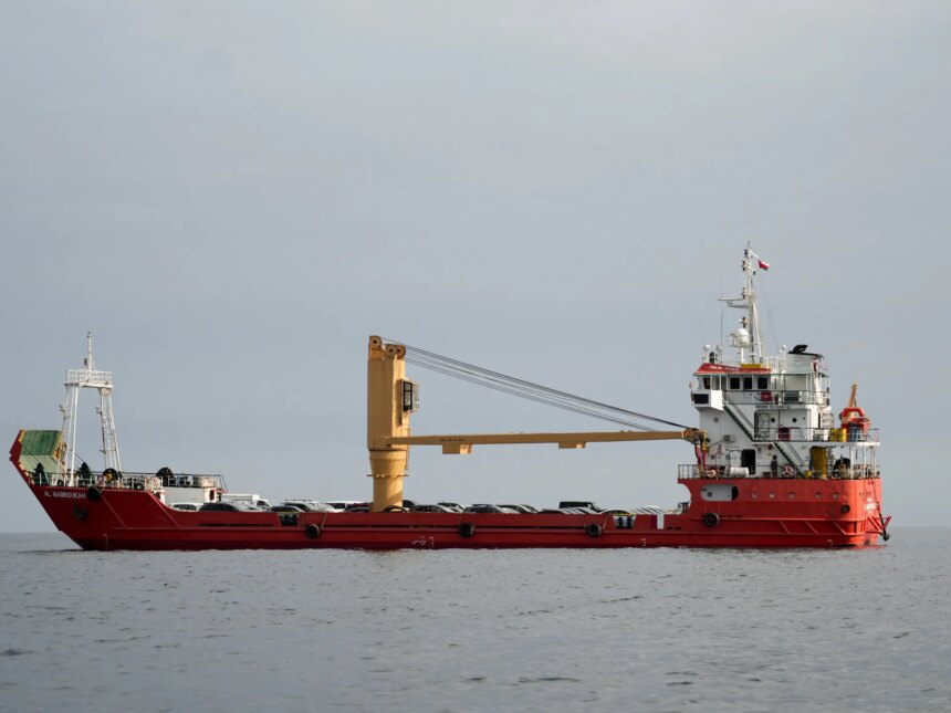 Rederier söker förtydliganden innan de korsar Hormuz

