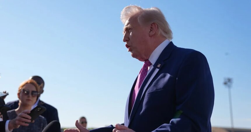 Trump säger att Hormuzsundet ska öppnas igen "snart" när USA och Iran inleder förhandlingar

